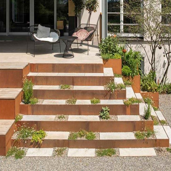Black Garden Border Edging
